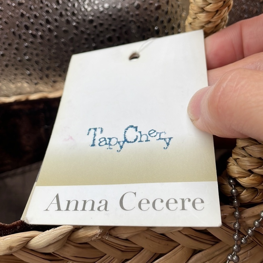 NWT. Anna Cecere Tapy Chery Large Shoulder Hand Bag. - Picture 2 of 11